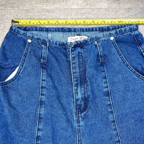 Denim Blvd. High Waisted Straight Leg Jeans, Front Seam Detail, Junior’s Size 5 - Picture 5 of 11